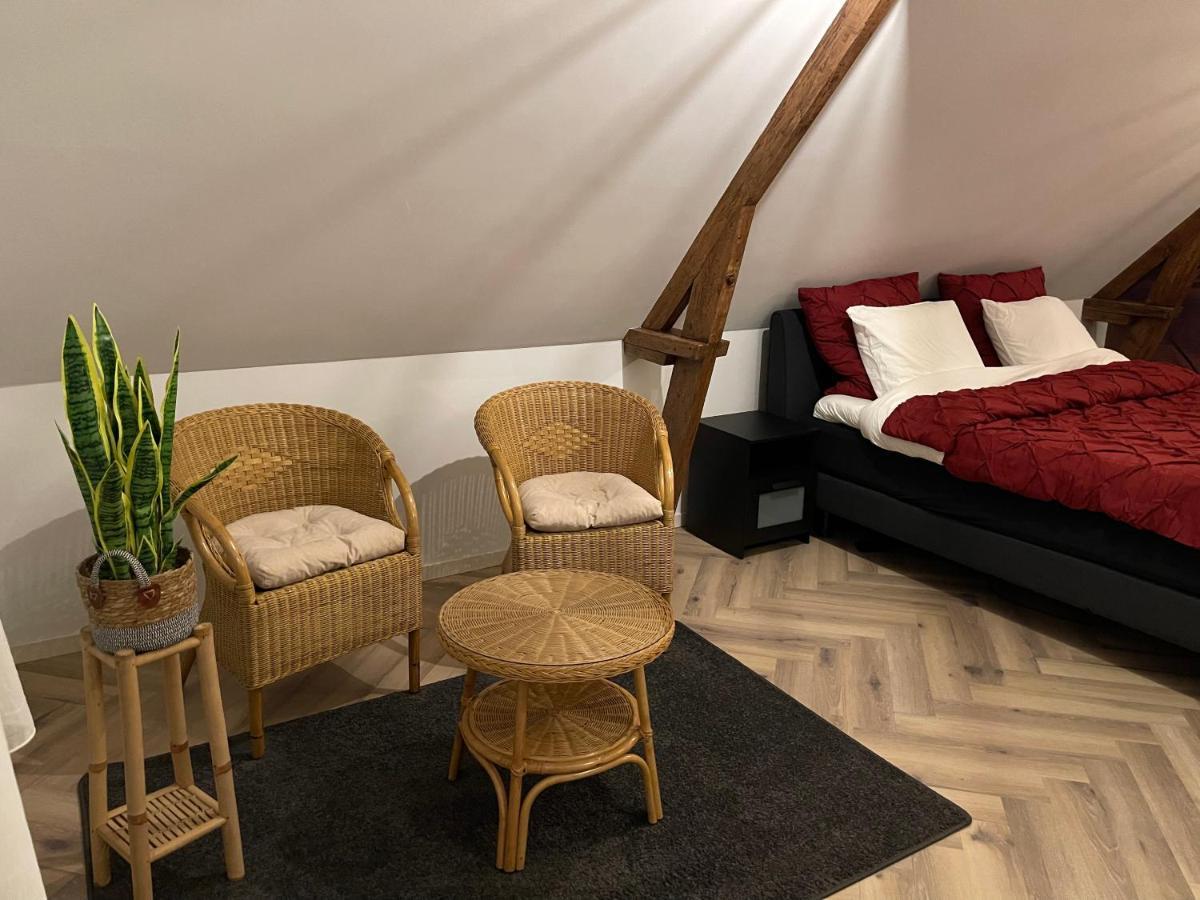 Bed & Wellness Chinel Luxe Met Sauna's En Bubbelbad